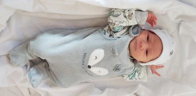 Tobias
Geburt: 4. Jänner 2022
49 cm, 3.240 g
Sabine Decker-Leitner und Martin Decker aus Wolfsberg im Schwarzautal | Foto: Privat