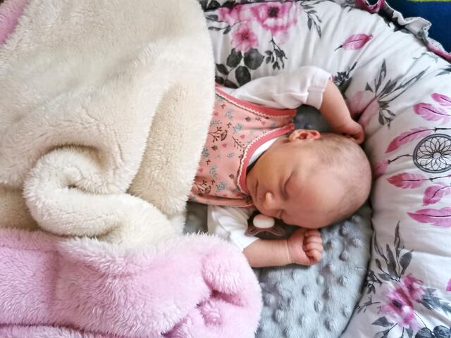 Marie
Geburt: 17. Jänner 2022
50 cm, 3.220 g
Stefanie Koller und Markus Schautzer aus Vogau | Foto: Privat