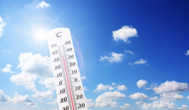 Das Wochenende wird sehr heiß, Temperaturen bis 35 oder 36 Grad sind möglich.  | Foto: panthermedia/Taut (YAYMicro)