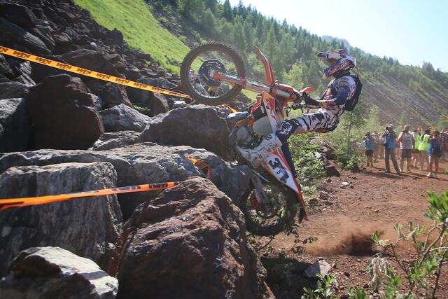 Fast nichts konnte Manuel Lettenbichler beim größten Dirtbike-Festival der Welt stoppen. | Foto: GEPA