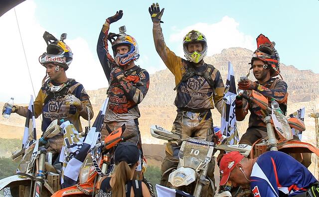 Im Ziel: Alfredo Gomez (ESP), Jonny Walker, Graham Jarvis (GBR) und Andreas Lettenbichler (GER)  | Foto: GEPA pictures/Christian Walgram