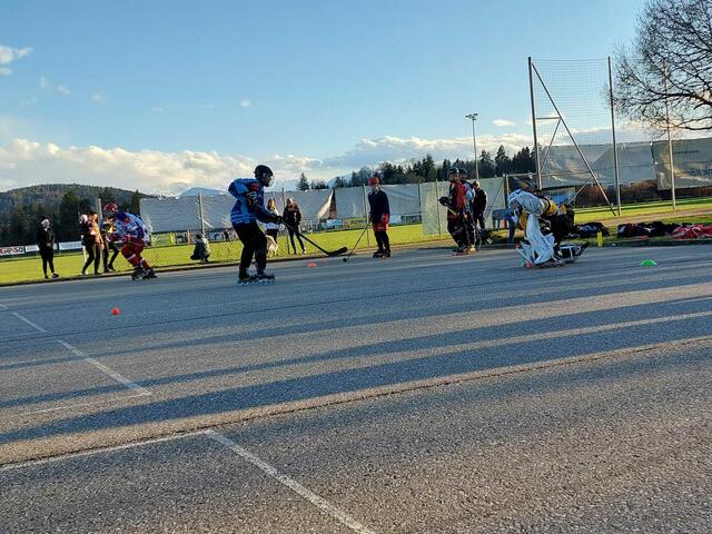 Derzeit suchen die jungen Sportlerinnen noch eine passende Trainingsstätte. | Foto: IHC Carinthian Lion Queens