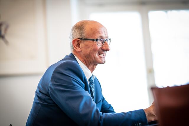 LR Toni Mattle wird die ÖVP Tirol in die Landtagswahlen am 25.9. führen. | Foto: Fischler