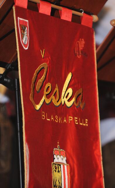 ... und dann spielt "Ceska", die bewährte Blaskapelle für beste Stimmung