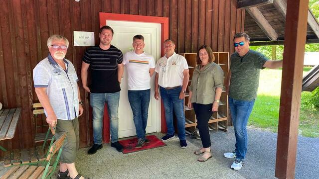 v.l.n.r.: Adolf Wolfgang Winkler, OPV Mario Penker, Geschäftsführer Thomas Wengler, Karl-Heinz Starfacher, Eva Rebernig, Claus Orel. | Foto: SPÖ Radenthein