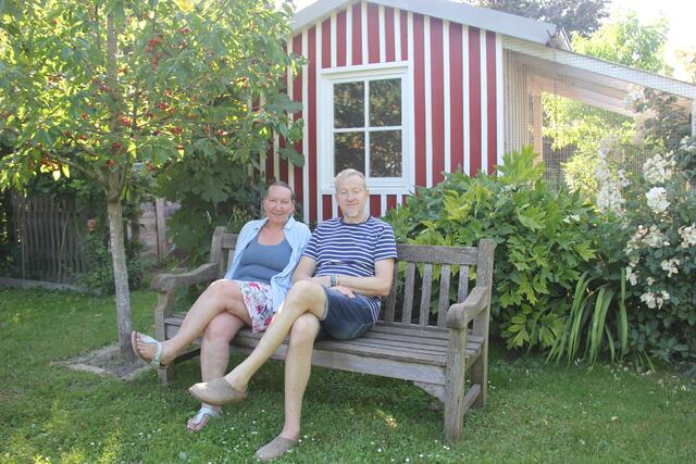 Ein gemütlicher Rastplatz hinter dem Hühnerhaus. | Foto: Foto: Mold