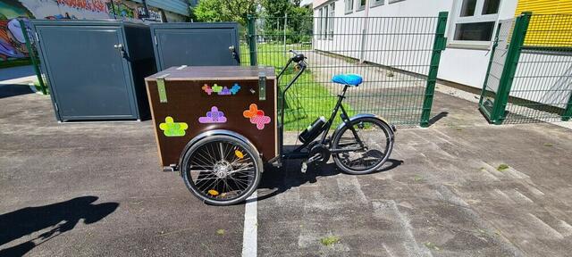 Ab jetzt ganz leicht: Mit dem Lastenrad schwere Dinge durch die Stadt transportieren.  | Foto: Stadt/Peter Weiß