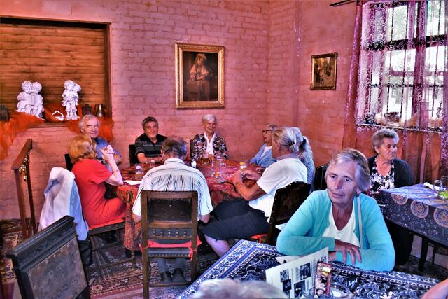 Mittagessen im Romantik Theater.