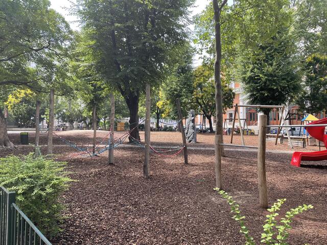 Im Börsepark soll schon bald ein neues Klettergerüst stehen.  | Foto: Niklas Varga