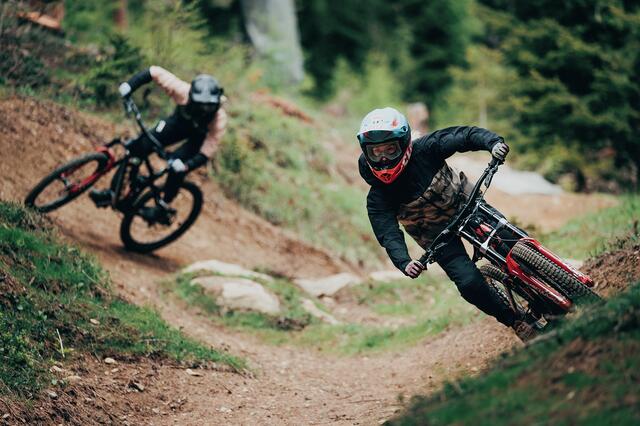 Trailstrecke aus der Kategorie Doppelschwarz: Die OLM VOLLE LINE verlangt absolutes Können am Bike. | Foto: Ötztal Tourismus / Christoph Bayer