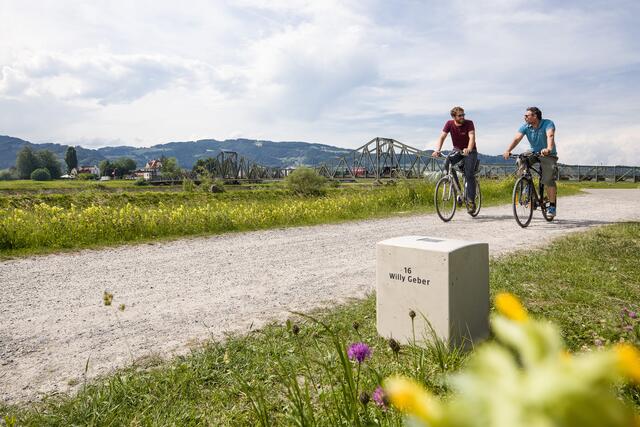 52 Hörstationen mit Fluchtgeschichten von 1938 bis 1945 entlang der Radroute Nr. 1 vom Bodensee bis zur Silvretta. | Foto: Dietmar Walser