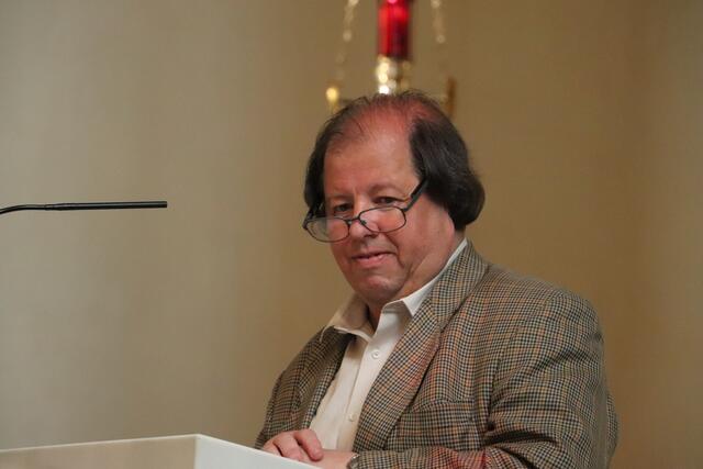 Mag. Wilhelm Remesist Obmann des Philatelistenvereins St. Gabriel | Foto: Edith Ertl