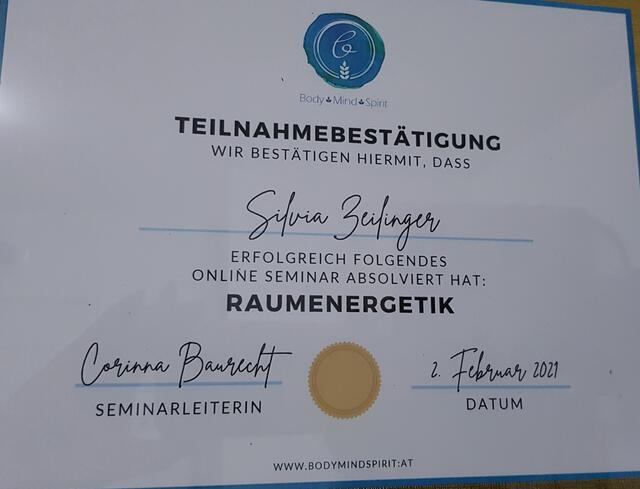 VERWANDLE DEINEN WOHNRAUM 
IN  EINEN ORT DER KRAFT

Eine gute Raumenergie und natürlich auch ein guter Schlafplatz sind der Grundsteine, um für alle Herausforderungen, die das Leben für einen bereithält, gewappnet zu sein. 

