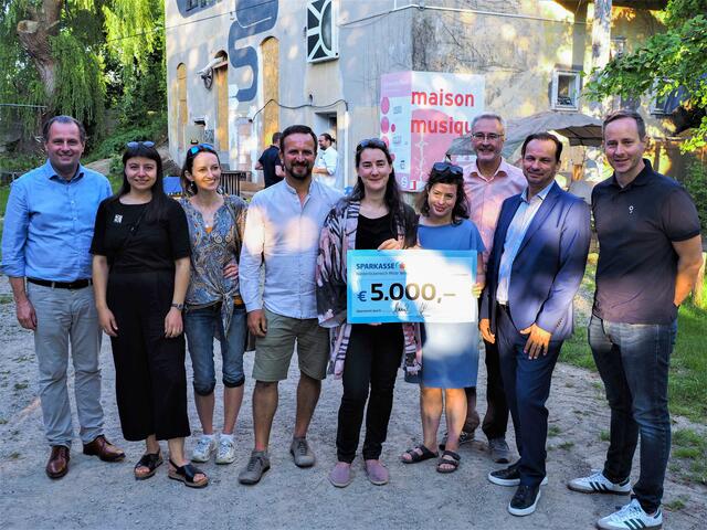 (v.l.n.r.): Alfred Kellner, Mine Bayazit, Sabina Frei, Matthias Weiländer, Serena Laker, Agnes Peschta, Günter Pöck, Peter Hronek, Florian Haiderer
 | Foto: Rlebnisreich 