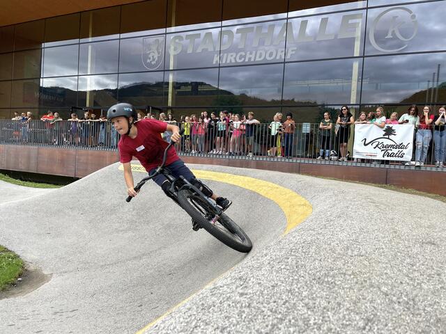 Rund 40 SchülerInnen waren bei der Bezirksmeisterschaft mit dabei | Foto: Bikesport RC Kremstal