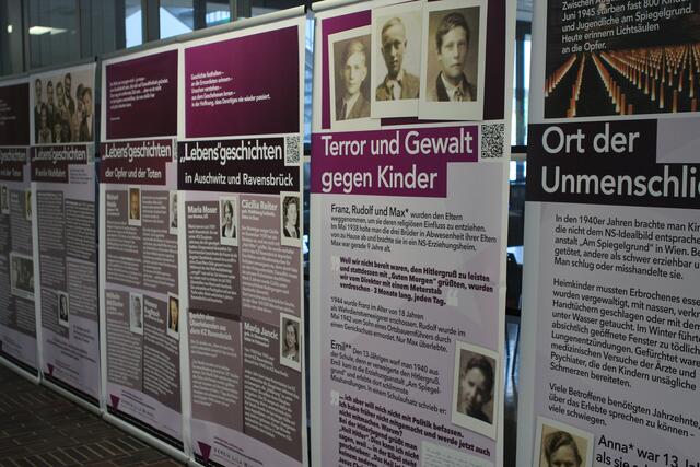 Wanderausstellung "Lebendige Geschichte" vom Verein Lila Winkel | Foto: Sonja Novak