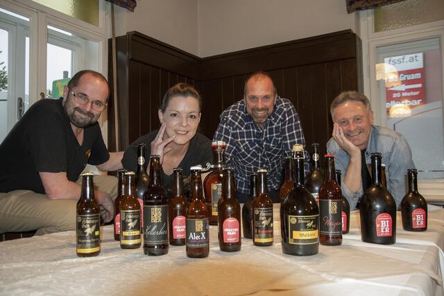 "Die DREI Brauer" aus Fürstenfeld: v.l Markus und Daniela Gruber, Herbert Fasching, Helmut Eder | Foto: Christian Thomaser