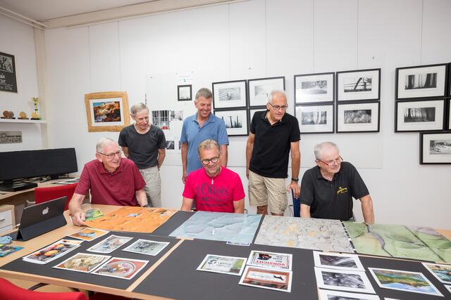 Die Mitglieder der Sektion Foto der Naturfreunde Bruck treffen sich regelmäßig im eigenen Klubraum | Foto: Martin Meieregger