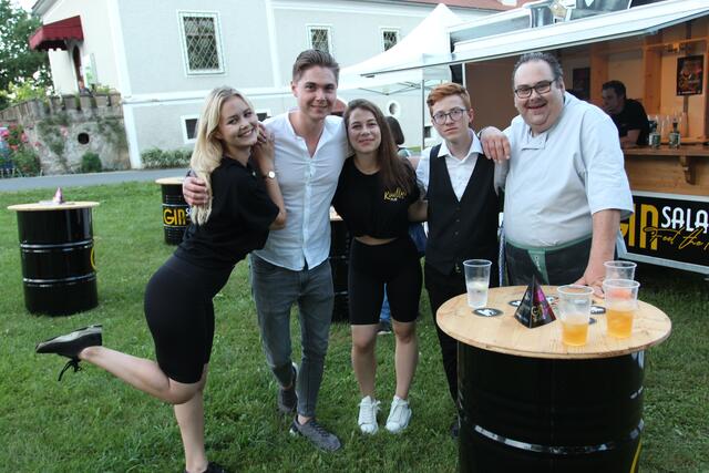 Gute Unterhaltung stand im Vordergrund. | Foto: WOCHE