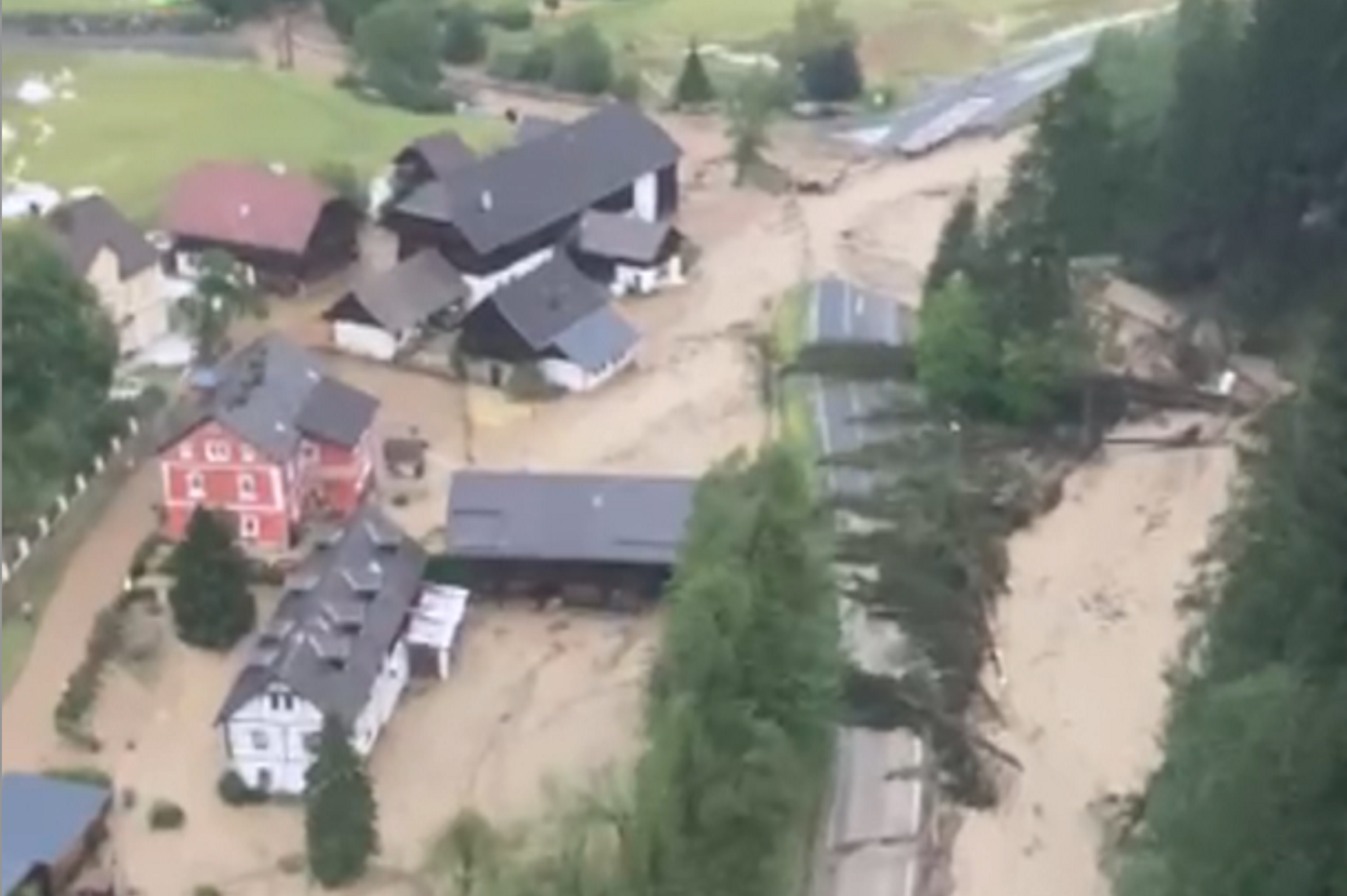 unwetter-kelag-kraftwerk-arriach-durch-hochwasser-schwer-besch-digt