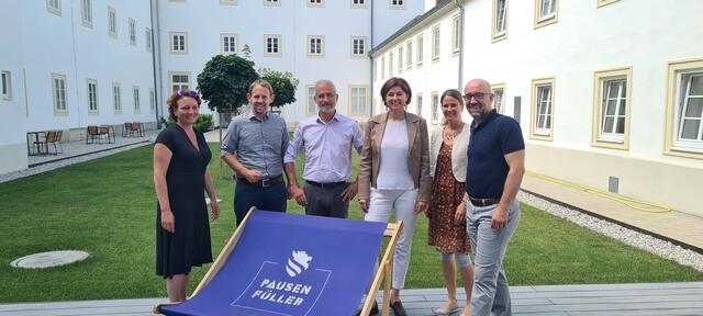 Stadträtin Selina Prünster, Landtagsabgeordneter Georg Ecker, August Lechner, Sprecher der Grünen Wirtschaft NÖ, Elisabeth Götze NRin, Elisabeth Ackerler, Thomas Wally, Leiter Startup Center. | Foto: Die Grünen WRN