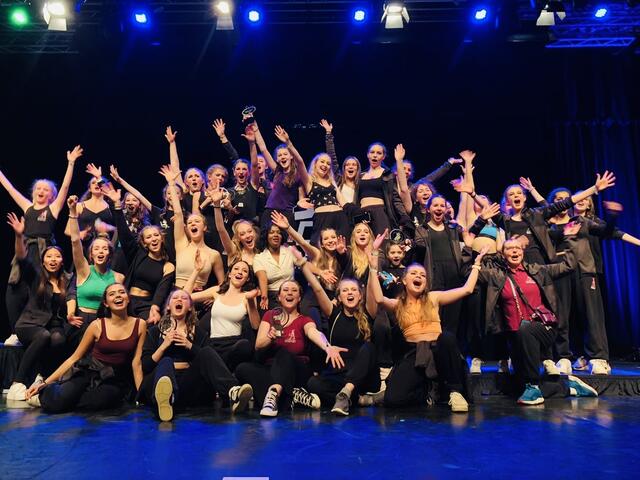 Beim "Dance Star Finals" in Porec (Kroatien) nahmen einige Tänzerinnen und Tänzer der Tanzschule Seifert erfolgreich teil. Nun geht es in die wohlverdiente Sommerpause. | Foto: Tanzschule Seifert