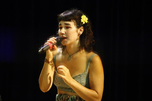 Jessica Schaffler sang im Europasaal Weiz ihre Lieblings Songs. | Foto: RegionalMedien Hofmüller