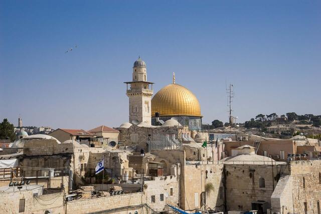 Die Reise führt nach Israel, an die Wirkstätten Jesu. | Foto: Pixabay/Judith Scharnowski 