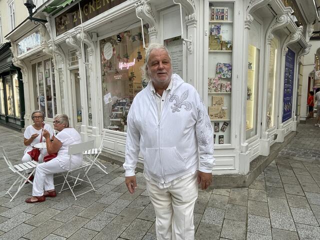 Der ehemalige SK Sturm Graz-Präsident Hannes Kartnig ließ sich das weiße Spektakel nicht entgehen. | Foto: Katrin Pirzl