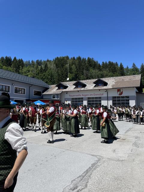 21 Kapellen aus dem Bezirk Liezen sowie einige Gastkapellen waren beim 67. Bezirksmusikfest in Aigen im Ennstal dabei. | Foto: Heigl
