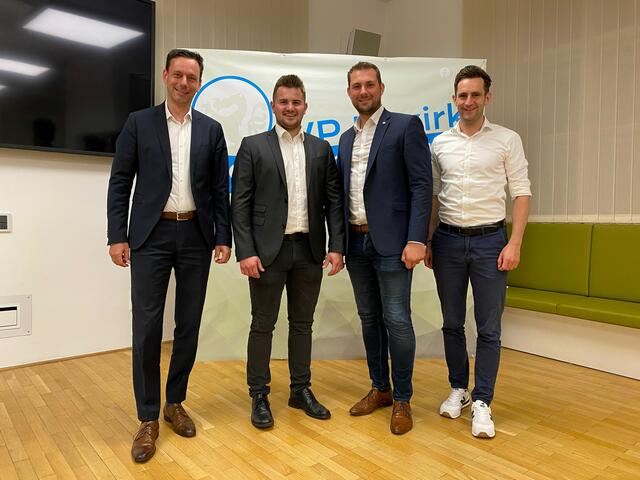 Beim Bezirkstag nach der Wahl: Ernst Gödl, Raphael Walcher, Mathias Pokorn und Lukas Schnitzer | Foto: JVP Graz-Umgebung