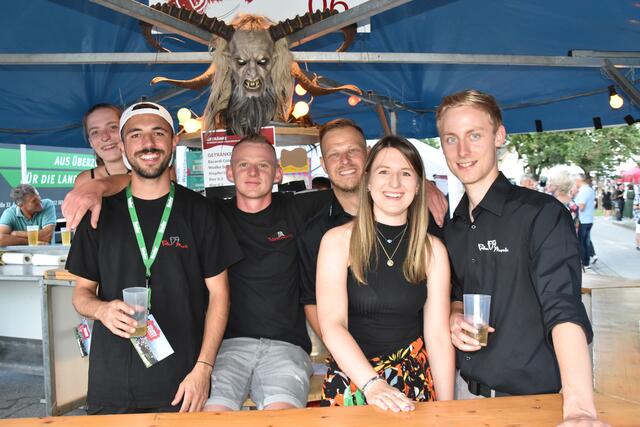 Das Barteam der Teufelgruppe "Fallen Angels" | Foto: Yannik Lintner