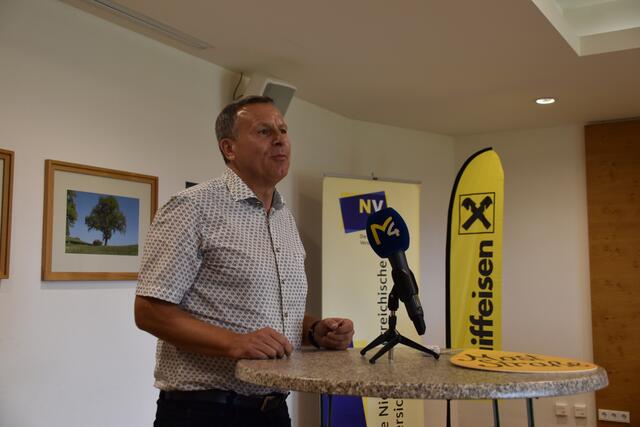 Echte Streuobst-Pioniere in unserer Region: Die Baumpflanz-Aktion feiert am Mostlandhof in Purgstall ihr 30-jähriges Bestehen. | Foto: Roland Mayr