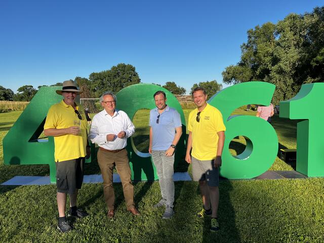 Bürgermeister Markus Hofko und Vizebürgermeister Josef Lehner mit Landtagsabgeordneter Wolfgang Stanek und Bundesrat Franz Ebner als 4061er. | Foto: Team Hofko