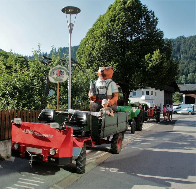 Wer schwere Lasten geladen hat, braucht einen stabilen Transporter! | Foto: privat