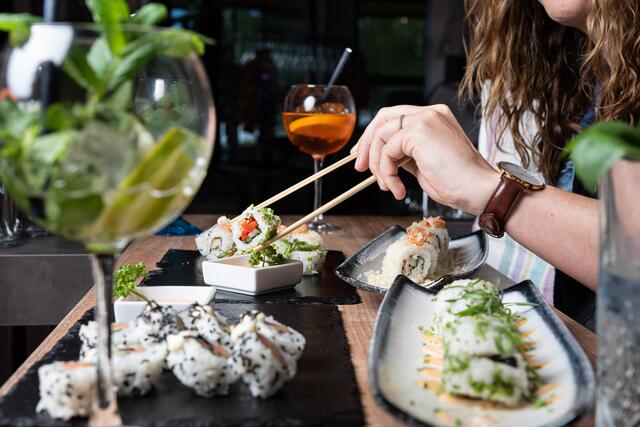 Im "Das Katamaran" in Weyregg gibt es köstliches Sushi. | Foto: Werbeagentur Die Gipfelstürmer