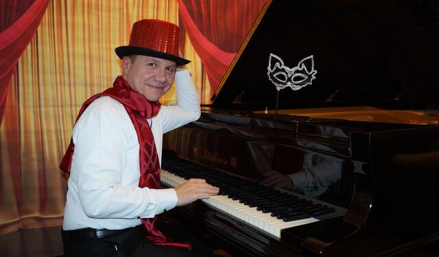 Roman Seeliger freut sich auf die Uraufführung von "Kabarette die Operette" am 4. August. | Foto: Roman Seeliger