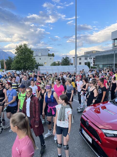 Happy Nightskate ist Innsbrucks größte Inlineskaten-Veranstaltung. | Foto: Rosa Schmitz