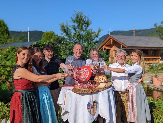 Karl Ilgenfritz senior kehrt heuer auf den Villacher Kirchtag zurück: Mit neuem Konzept und hochkarätiger Unterstützung.  | Foto: Foto: Ilgenfritz