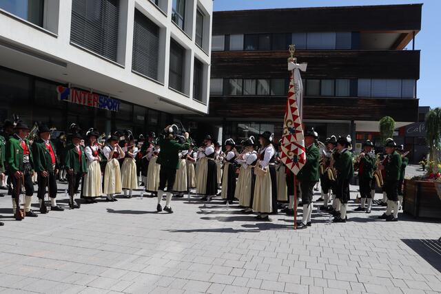 Diesen Sommer können sich Gäste und Einheimische in den Paznauner Ortschaften Ischgl, Galtür, Kappl und See wieder an den beliebten Platzkonzerten der ortsansässigen Musikkapellen erfreuen. Im Bild die Musikkapelle Kappl. | Foto: Siegele