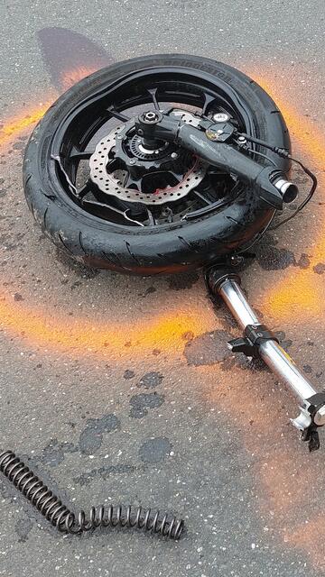 Schwerer Motorradunfall auf der Glaneggerstraße | Foto: HKroBild