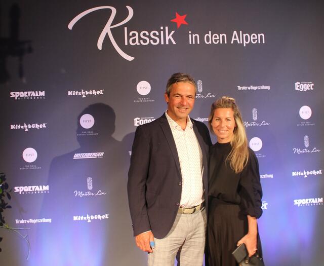 ÖSV Trainer Jürgen Kriechbaum mit Gattin Sabrina
