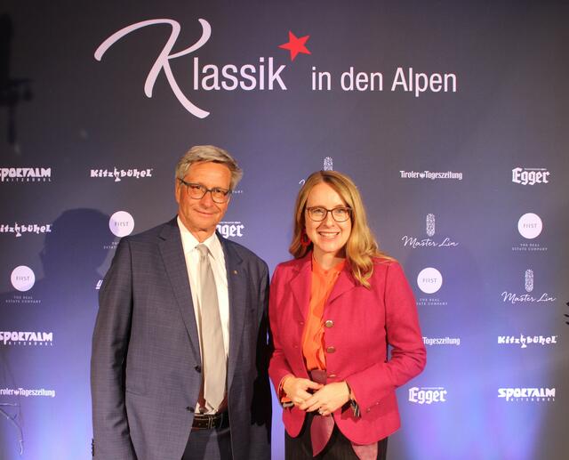 Reinhard Schretter mit Margarethe Schramböck