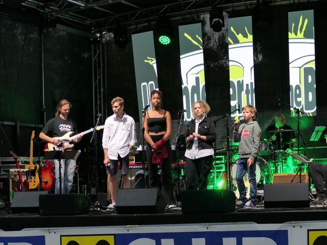 Bewiesen ihr Talent auf der großen Bühne: NachwuchsmusikerInnen des Musikschulverbands Jauerling.