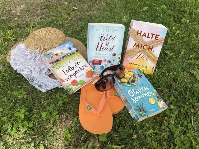 Das Plätschern von Wasser im Hintergrund, Sonnenschein, Vogelgezwitscher und ein gutes Buch, so läßt sich der Sommer genießen | Foto: Klaudia Zieger