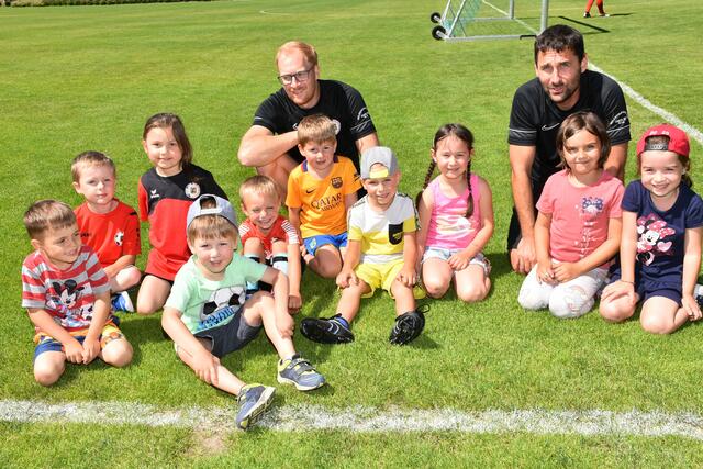 Fußball-Abschluss der Granit-Kicker der Sportunion Pabneukirchen 2022.  | Foto: Zinterhof