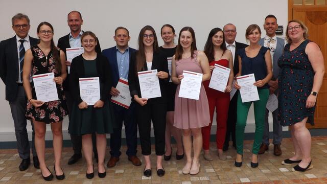 Absolvent_innen der Berufsreifeprüfung BWL und Rechnungswesen, Wieselburg
100% Prüfungserfolg!
