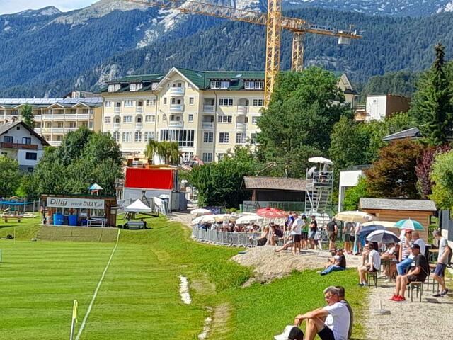 Volksfeststimmung in Windischgarsten: Die Eintracht ist da. 