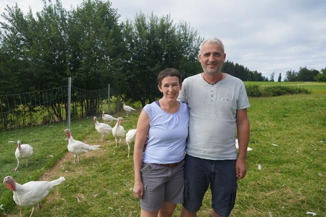 Veronika und Josef Spitaler vom Biohof „Seppengut" in der Gemeinde Anthering. | Foto: Emanuel Hasenauer