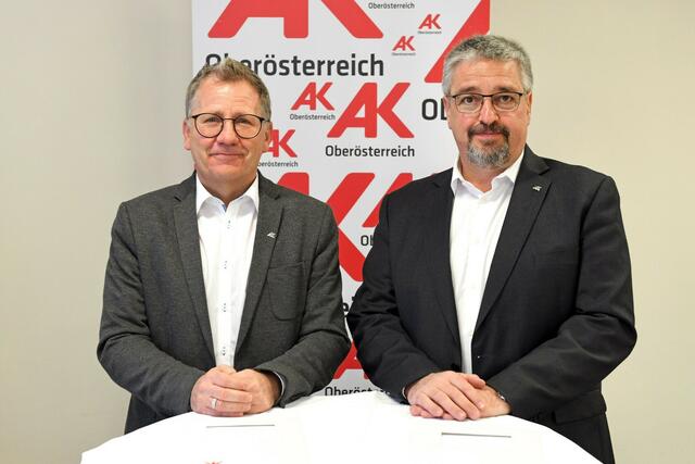 Von links: Klaus Riegler (Bezirksstellenleiter der Arbeiterkammer Freistadt) und Andreas Stangl (Präsident der Arbeiterkammer Oberösterreich). | Foto: AKOÖ/Wolfgang Spitzbart